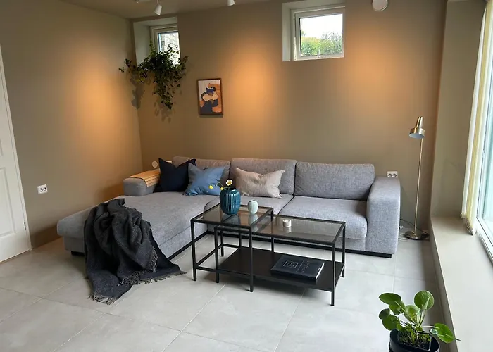 Sentral And Classy Apartment